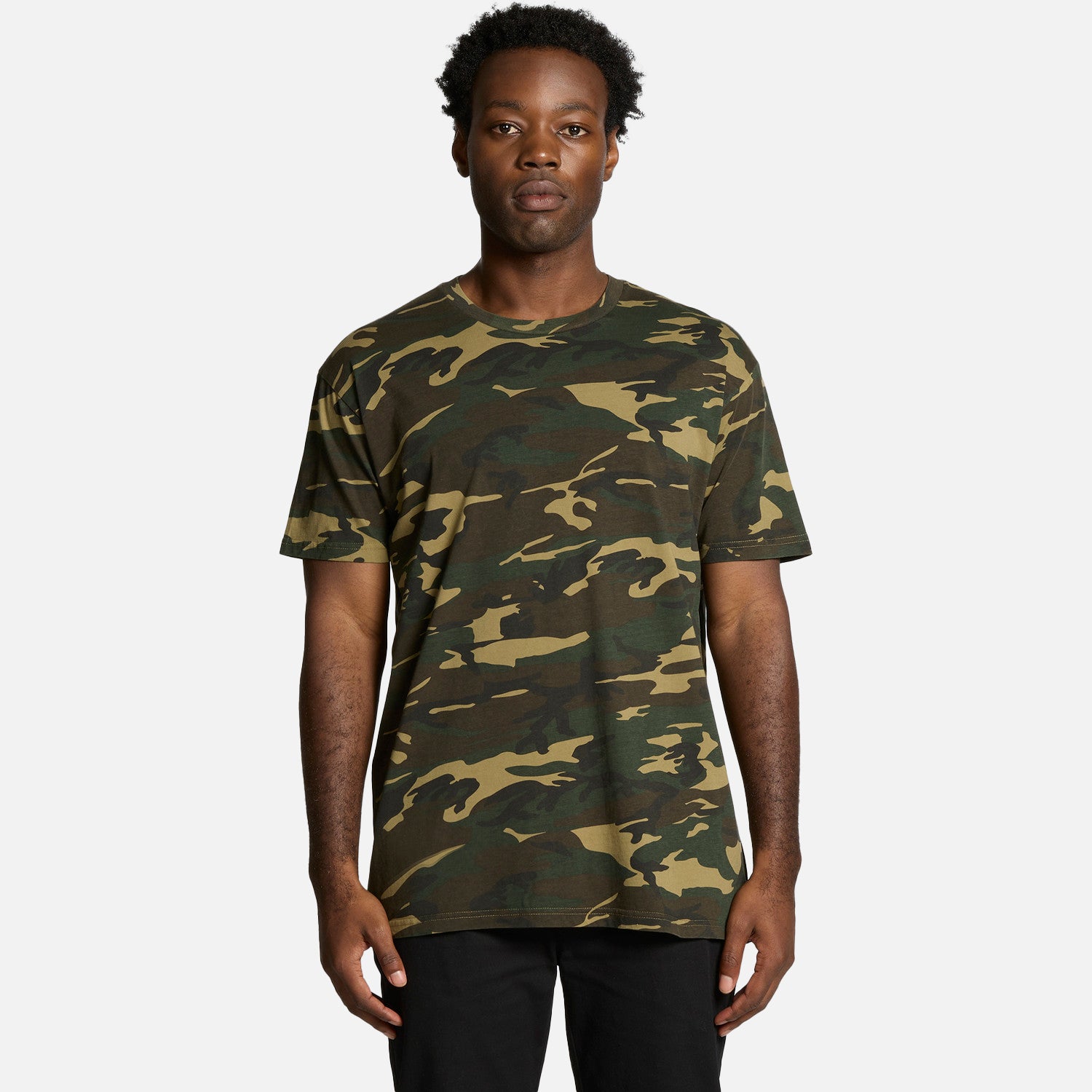 Male model wearing Look Design custom t-shirt in camouflage